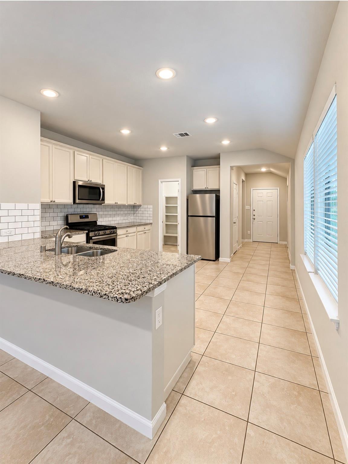 6934 Scarlet Sagebrush Street
