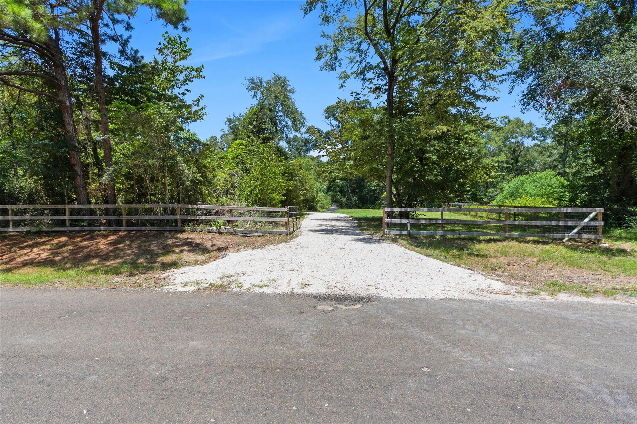 16735 Azalea Lane