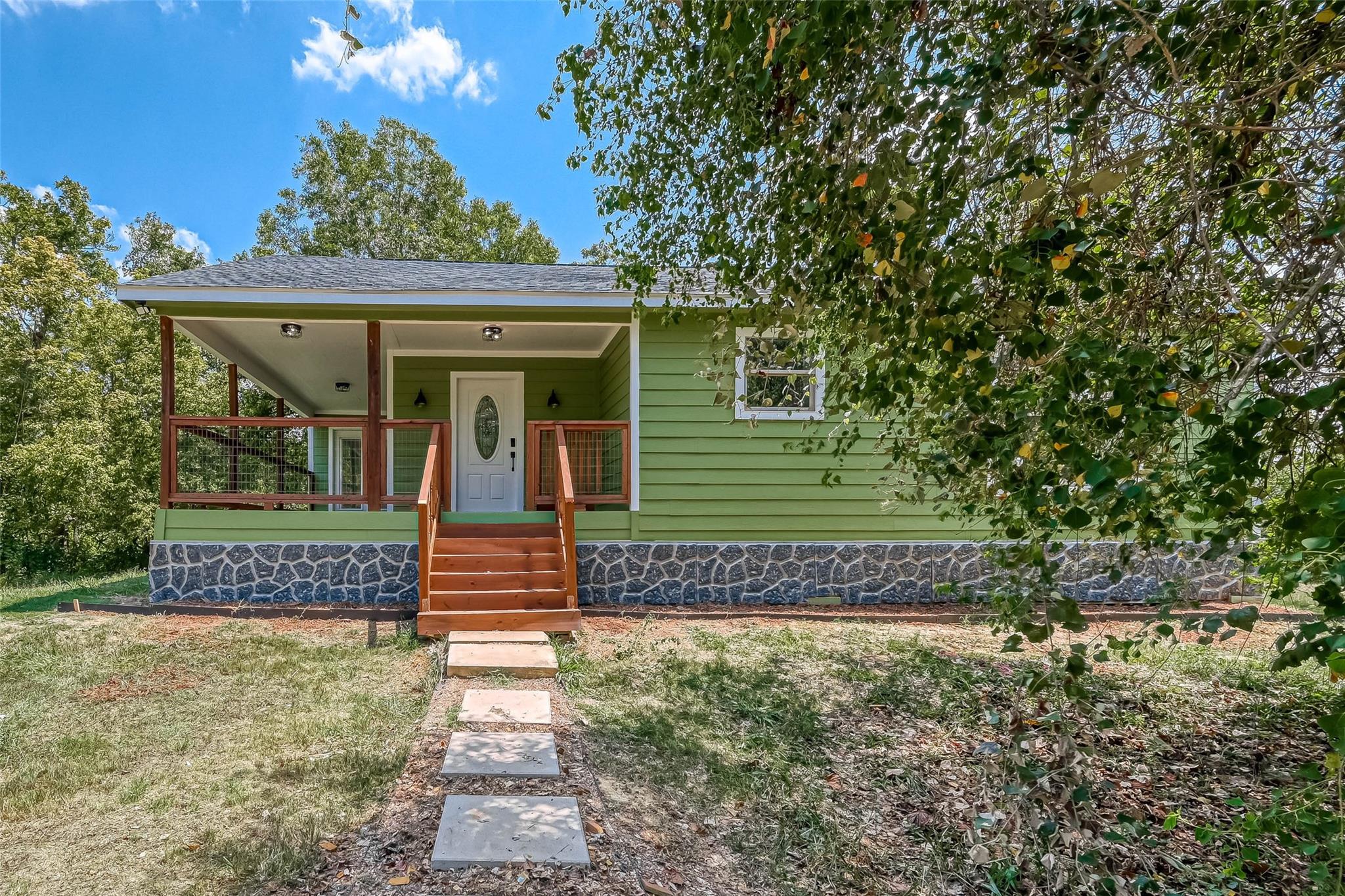 1502 Miller Road