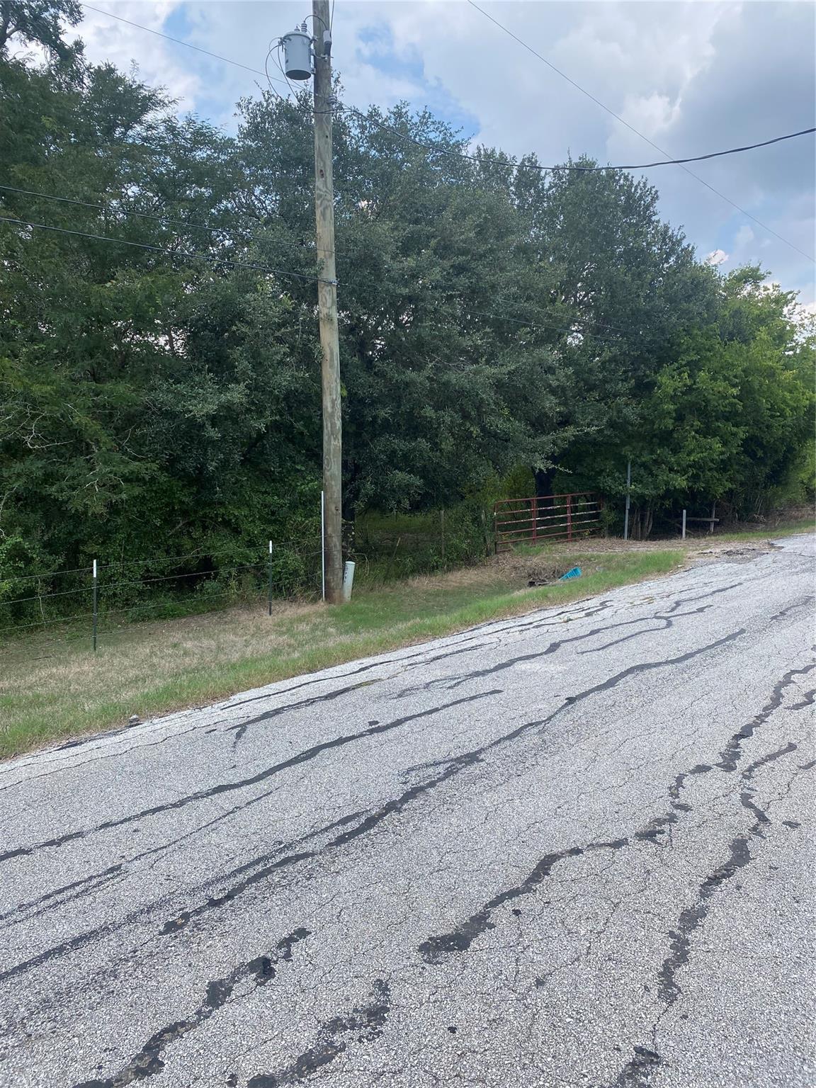 857-911 Insurance Road