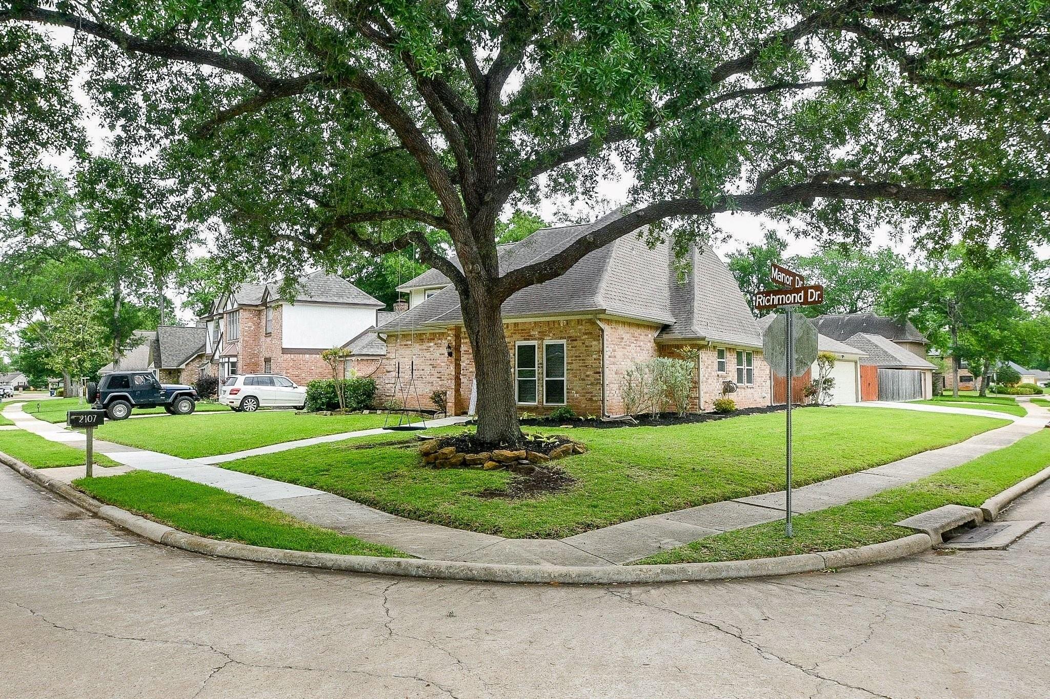 2107 Richmond Drive
