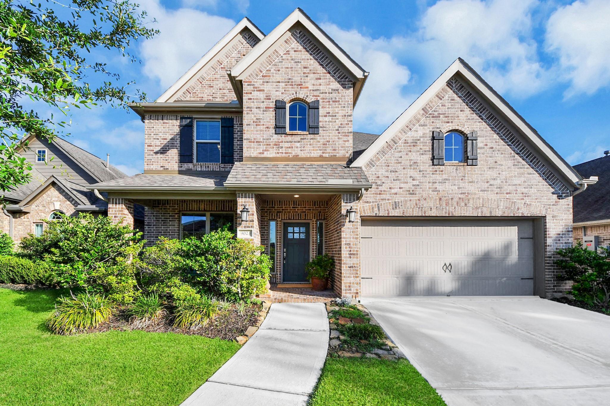 9023 Emerald Cane Drive