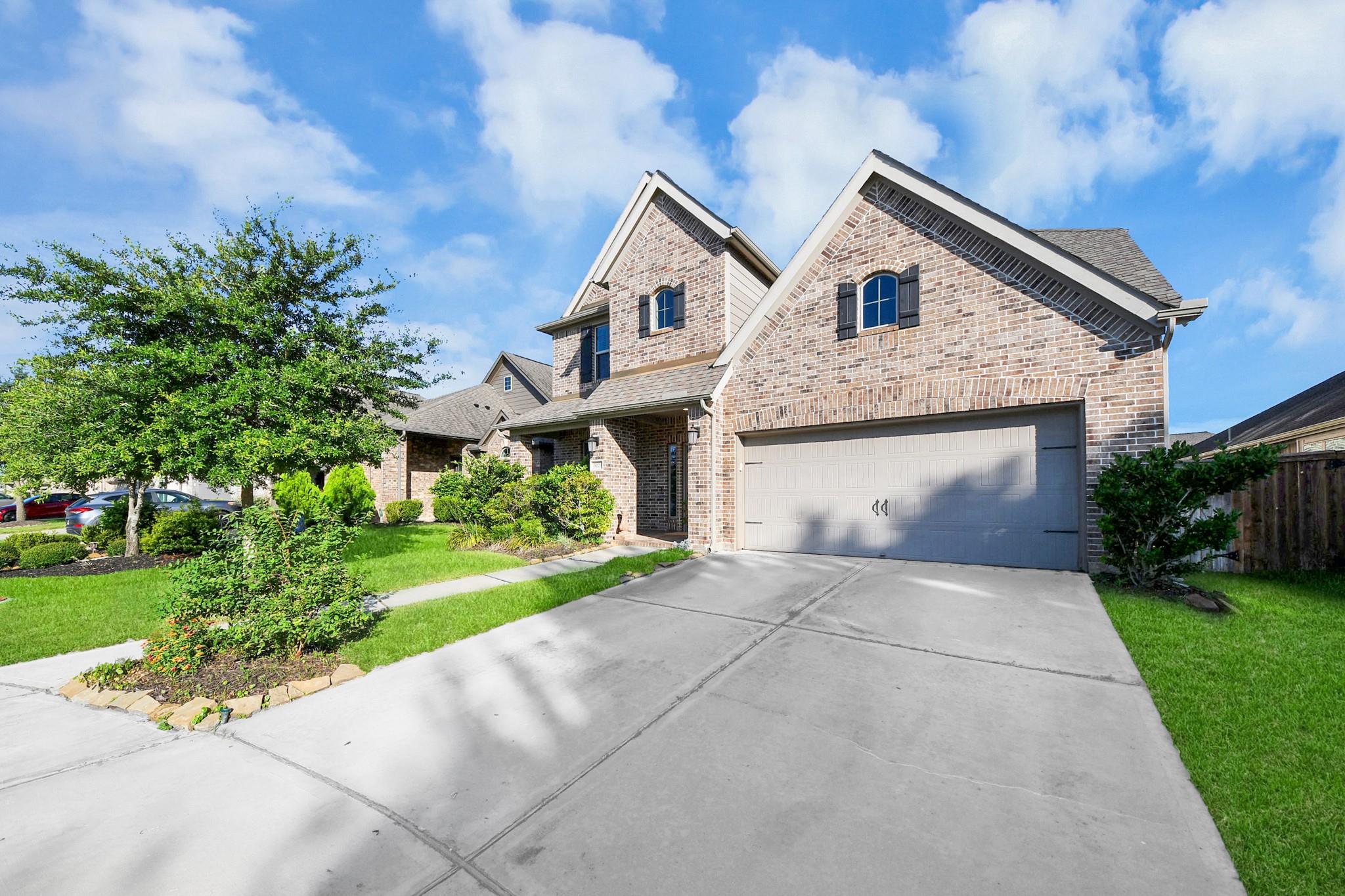 9023 Emerald Cane Drive