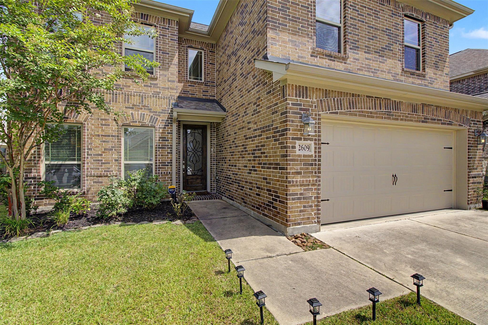 2609 Kimbolton Drive