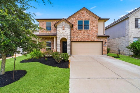 Photo of 30010 Vallonea Oak, Fulshear, TX 77423 (MLS # 49169511)