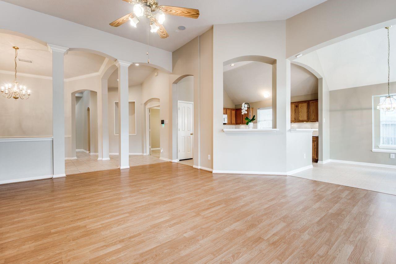 7302 Hollow Field Lane