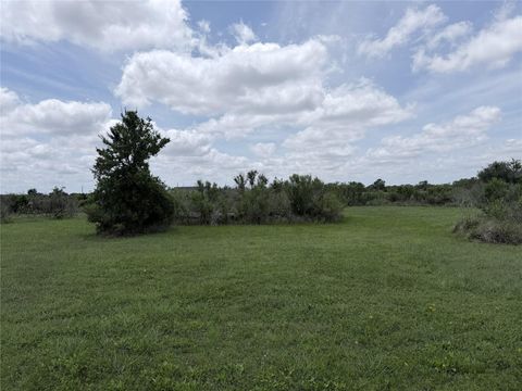 Photo of 7 Bastrop Street, Angleton, TX 77515 (MLS # 74794063)