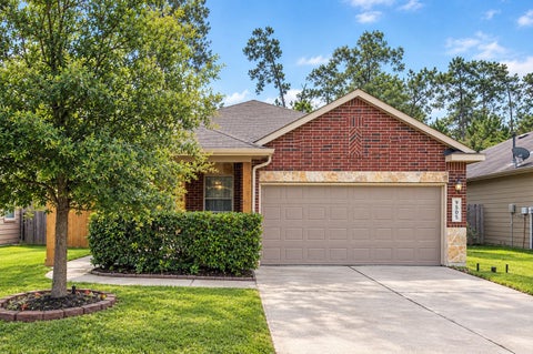 Photo of 9505 E Woodmark, Conroe, TX 77304 (MLS # 82360231)