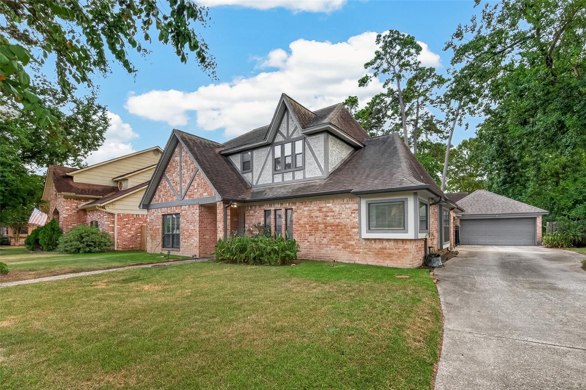 17723 Woodlode Lane