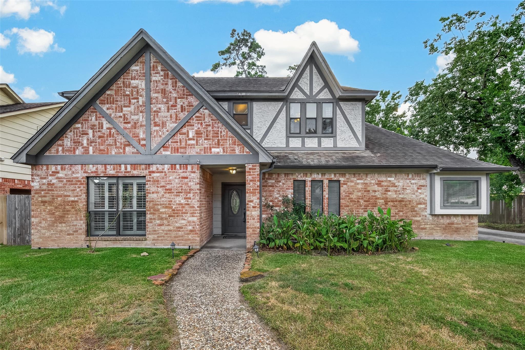 17723 Woodlode Lane