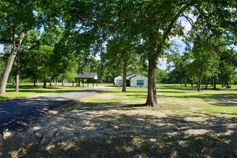 Photo of 39645 Bosque Road, Hempstead, TX 77445 (MLS # 53460557)