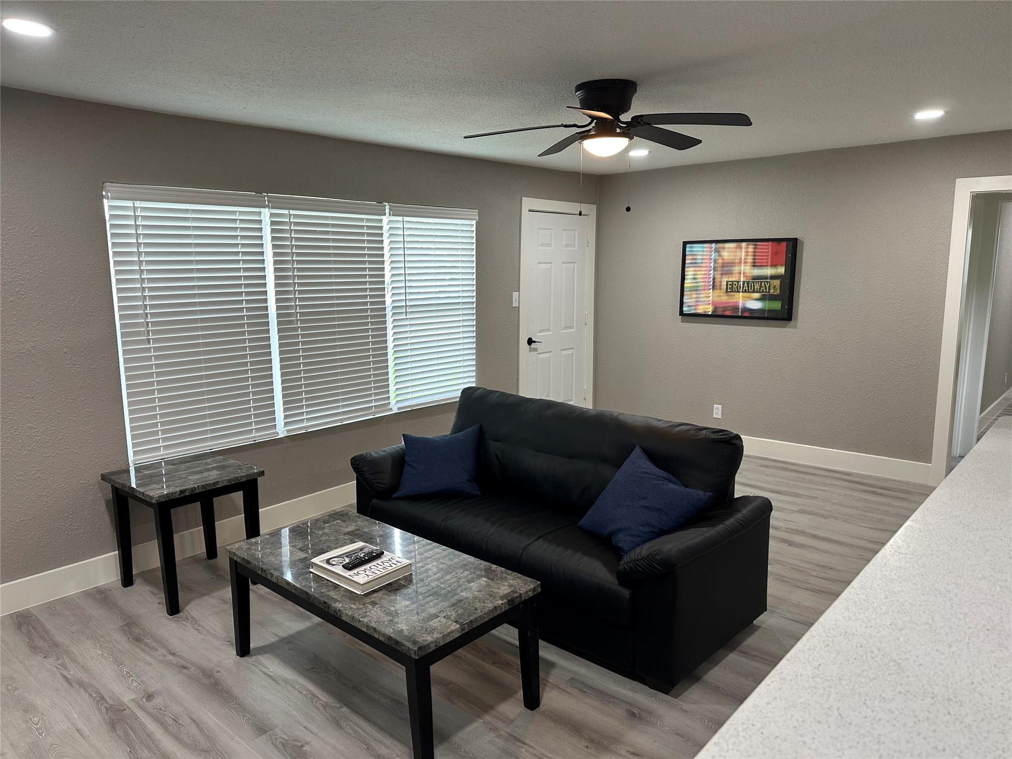 5914 Southcrest Street