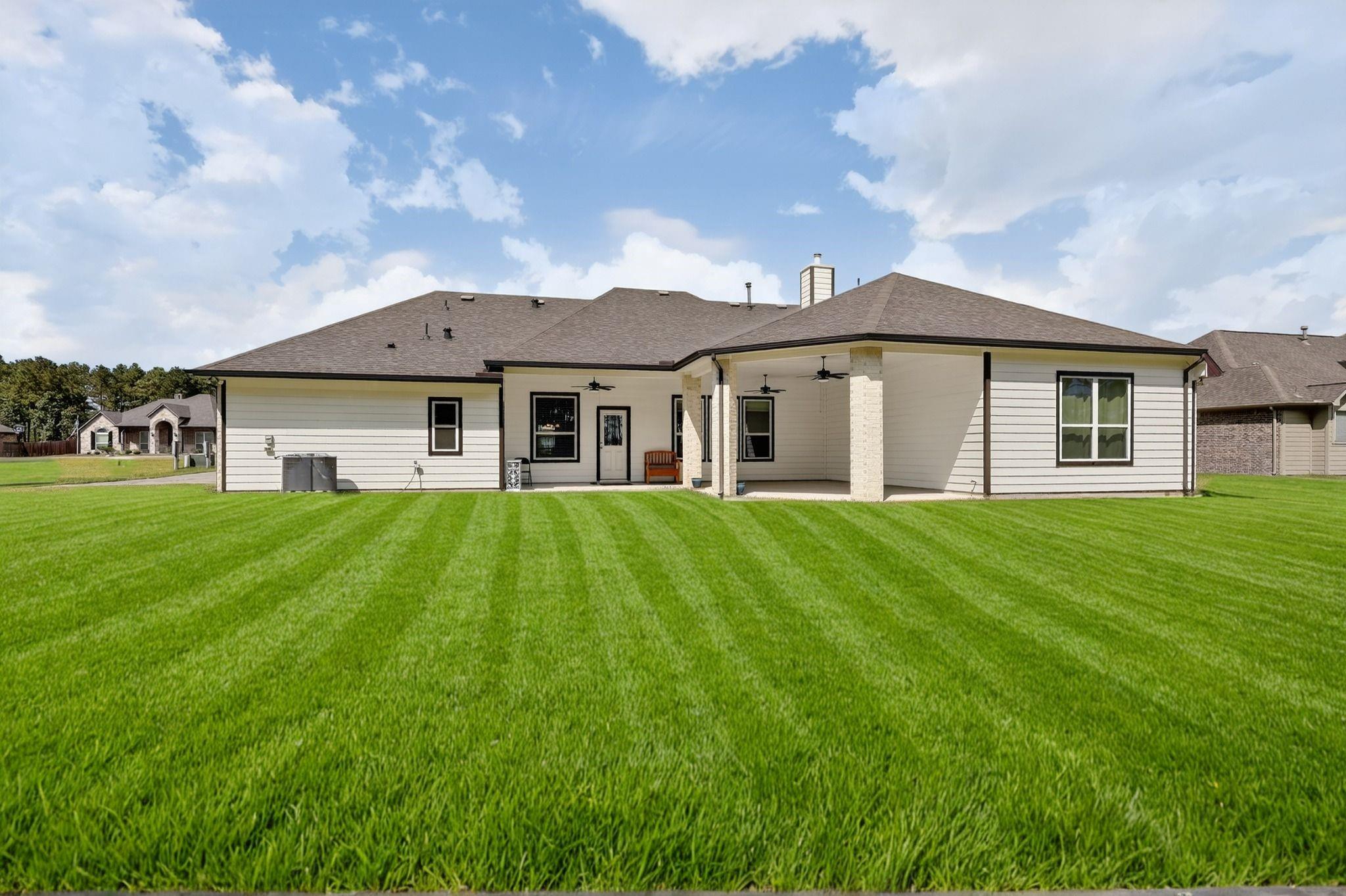 16438 Stonewall Street