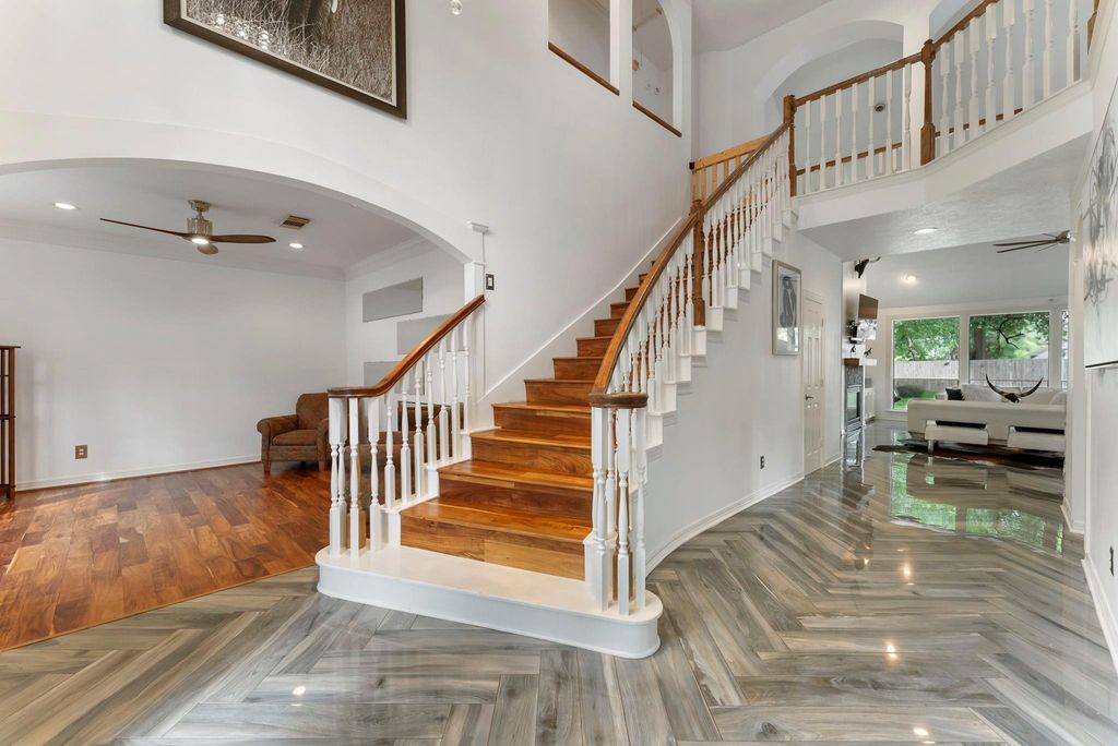 Photo of 12907 Ryaneagles Circle, Houston, TX 77044 (MLS # 58500869)
