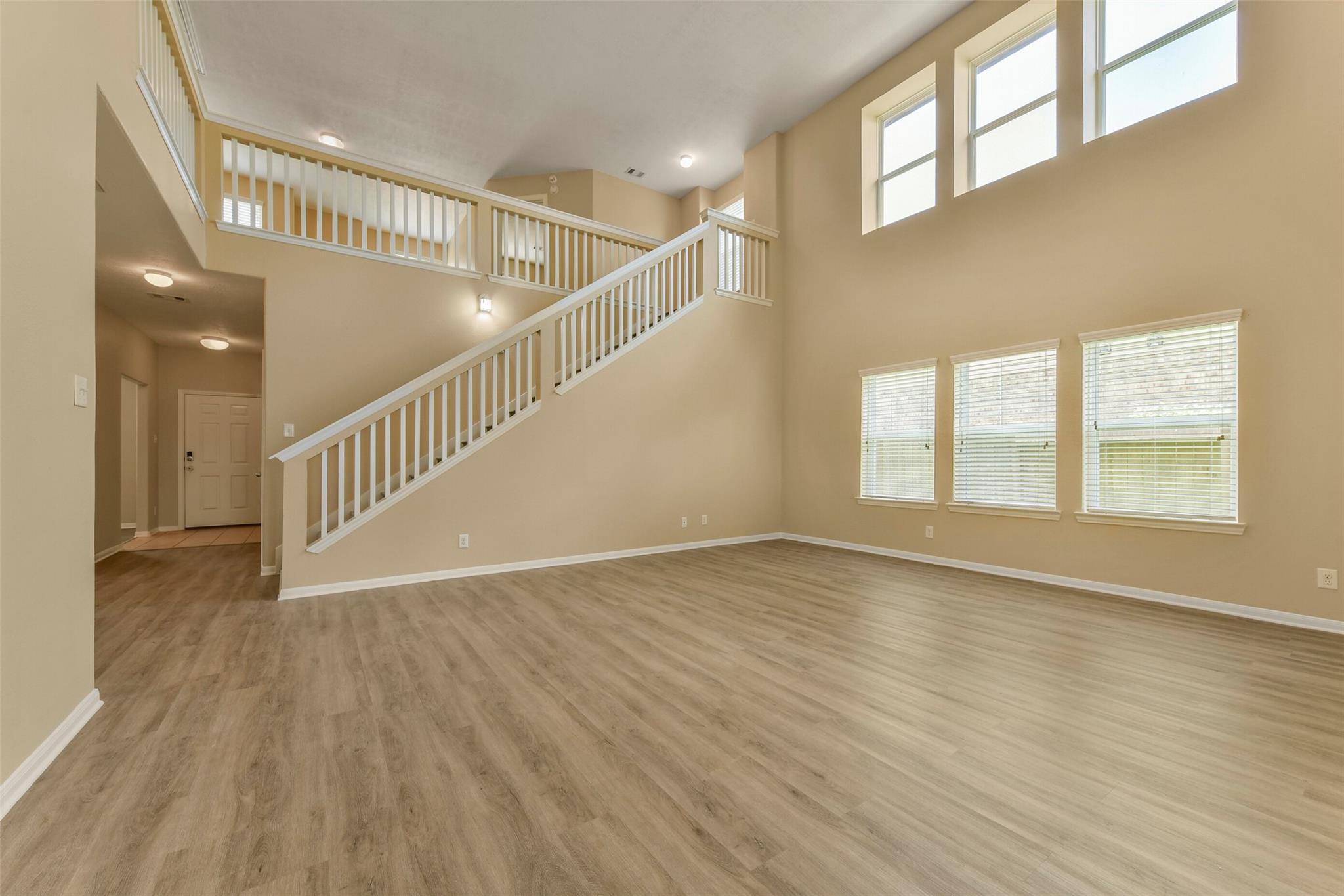 3102 Cambridge Meadows Ln