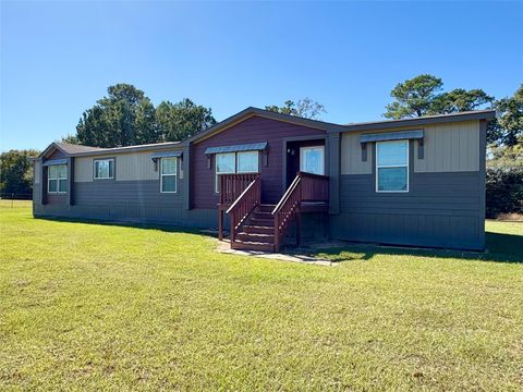 Photo of 17472 Fm 1774, Plantersville, TX 77363 (MLS # 40145463)