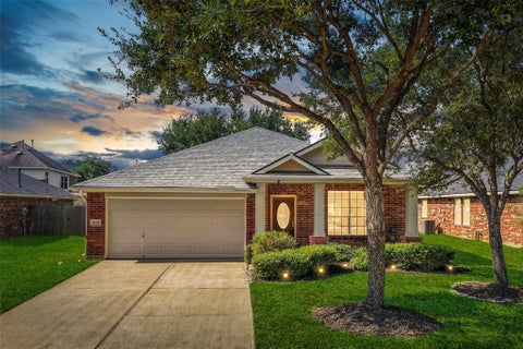 Photo of 21711 Winsome Rose Court, Cypress, TX 77433 (MLS # 26944178)