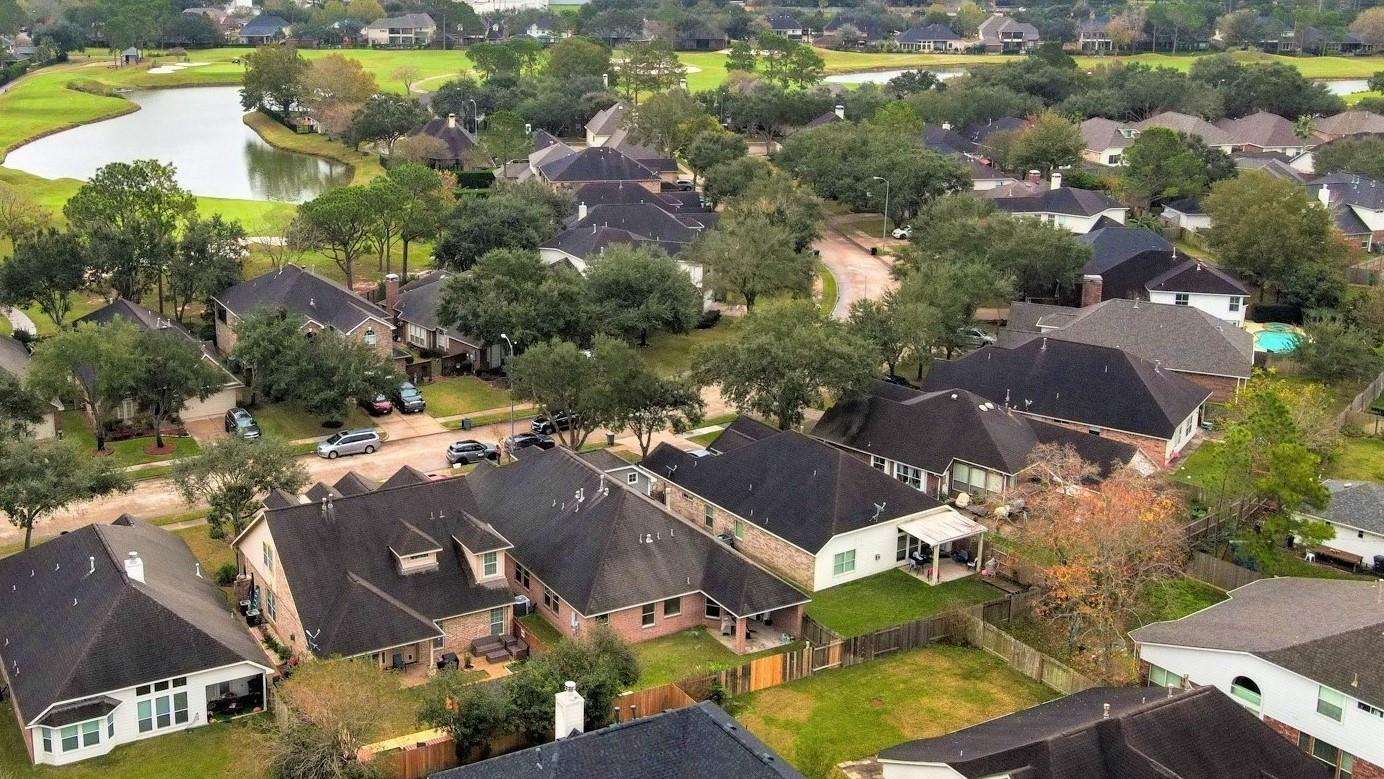 1214 Sand Pines