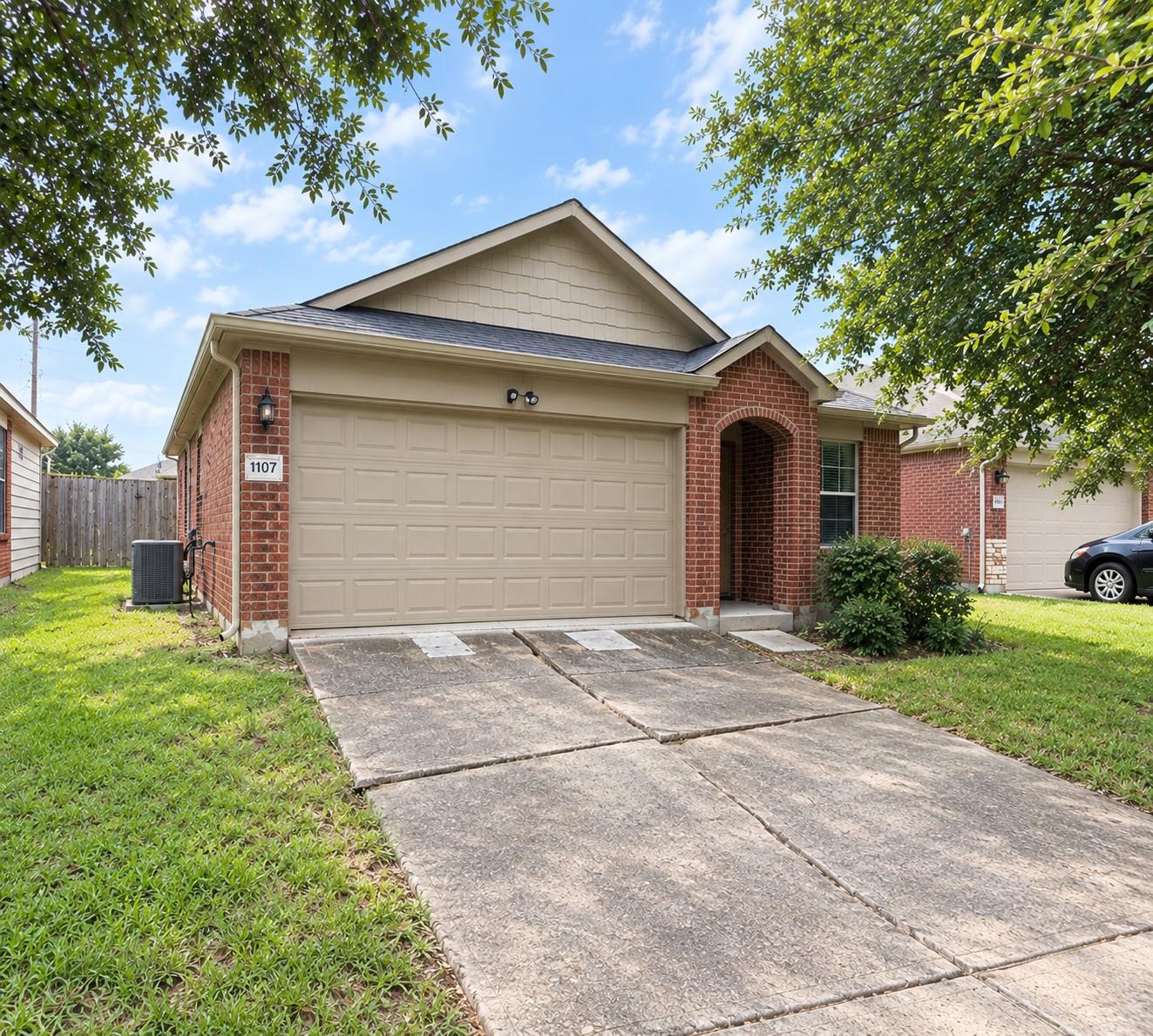 1107 Honeysuckle Vine Drive