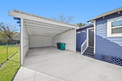 Tiny photo for 8302 Tavenor Lane, Houston, TX 77075 (MLS # 43780830)