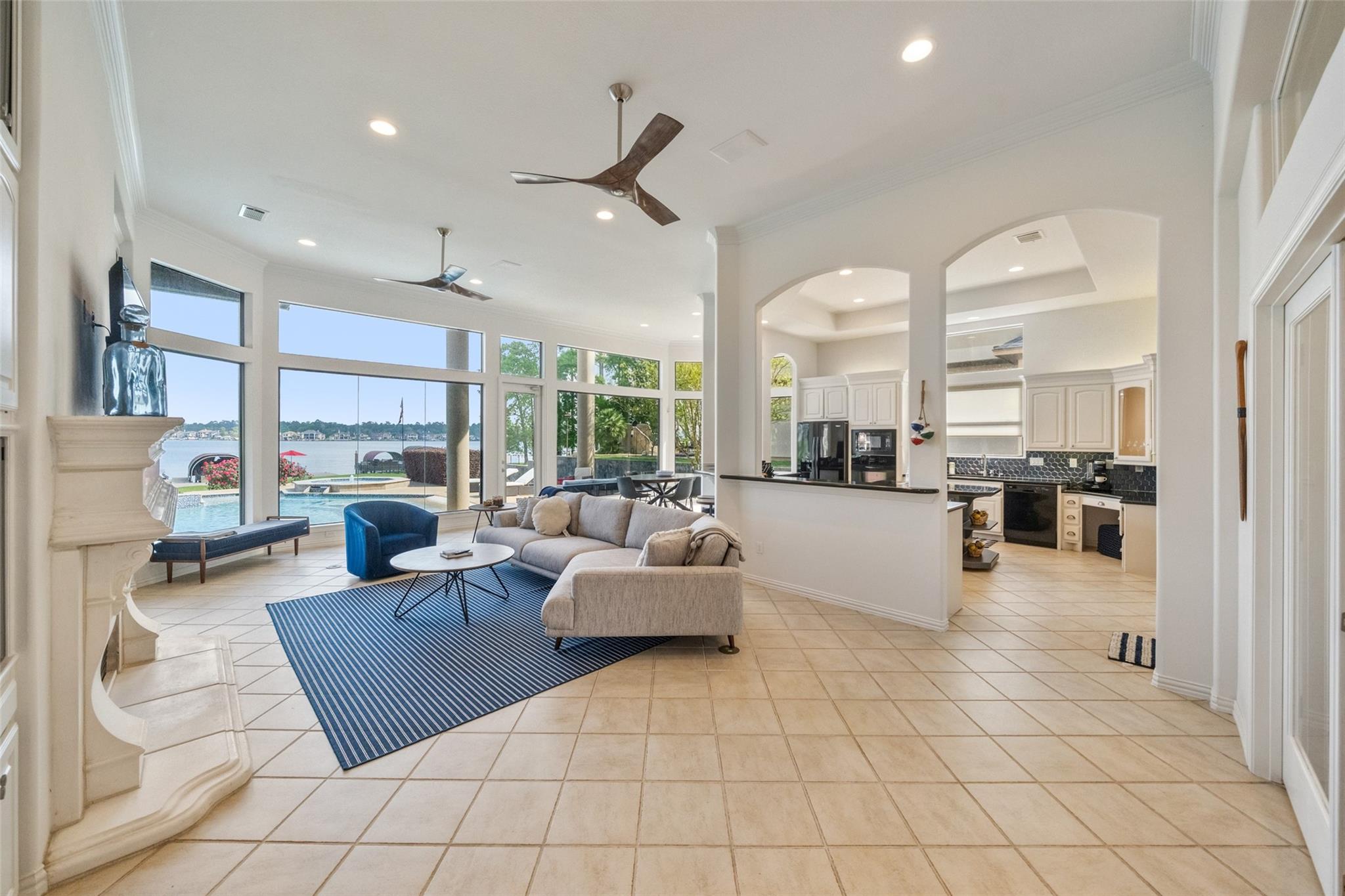 18706 Grand Harbor Point