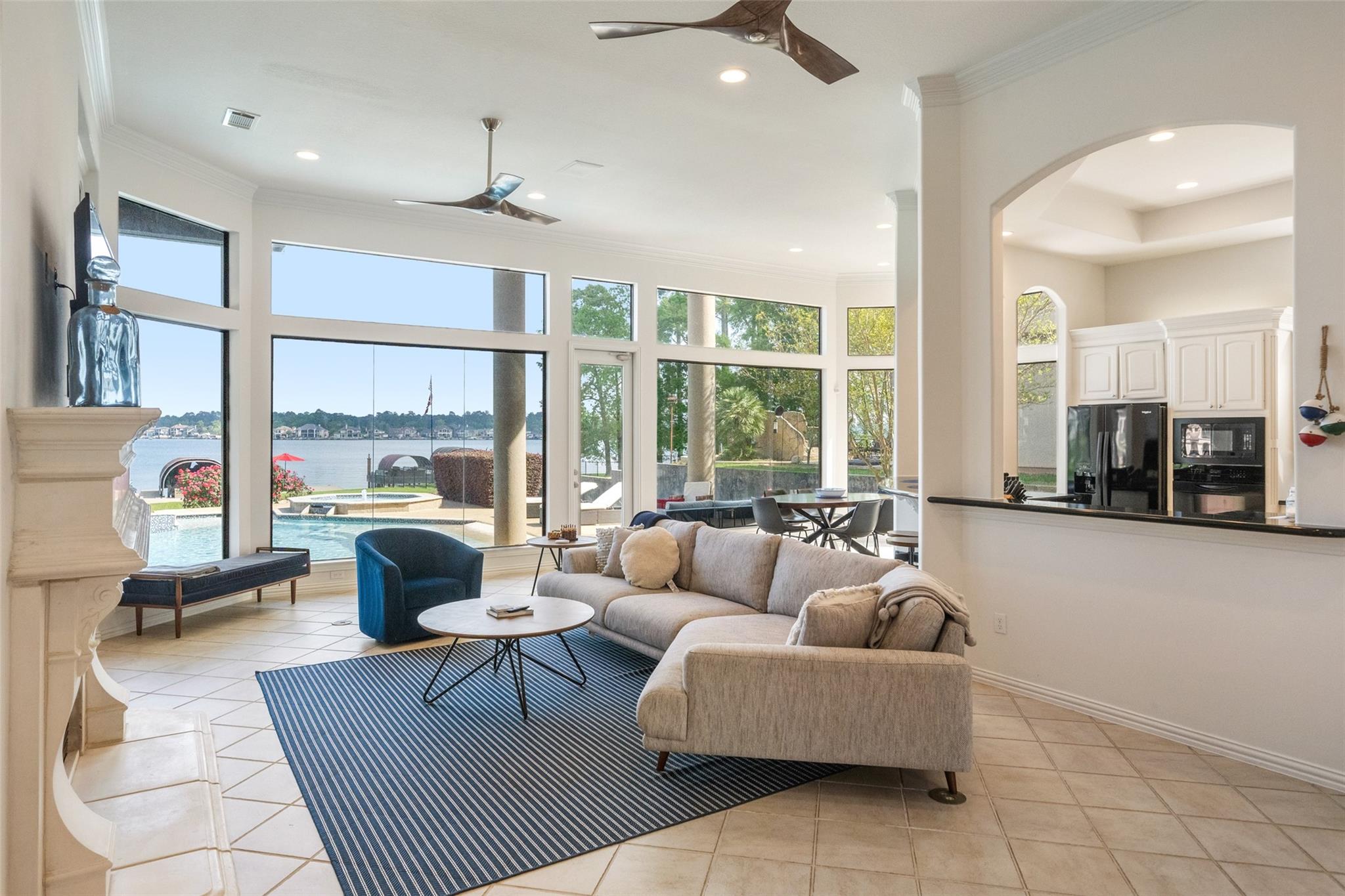 18706 Grand Harbor Point