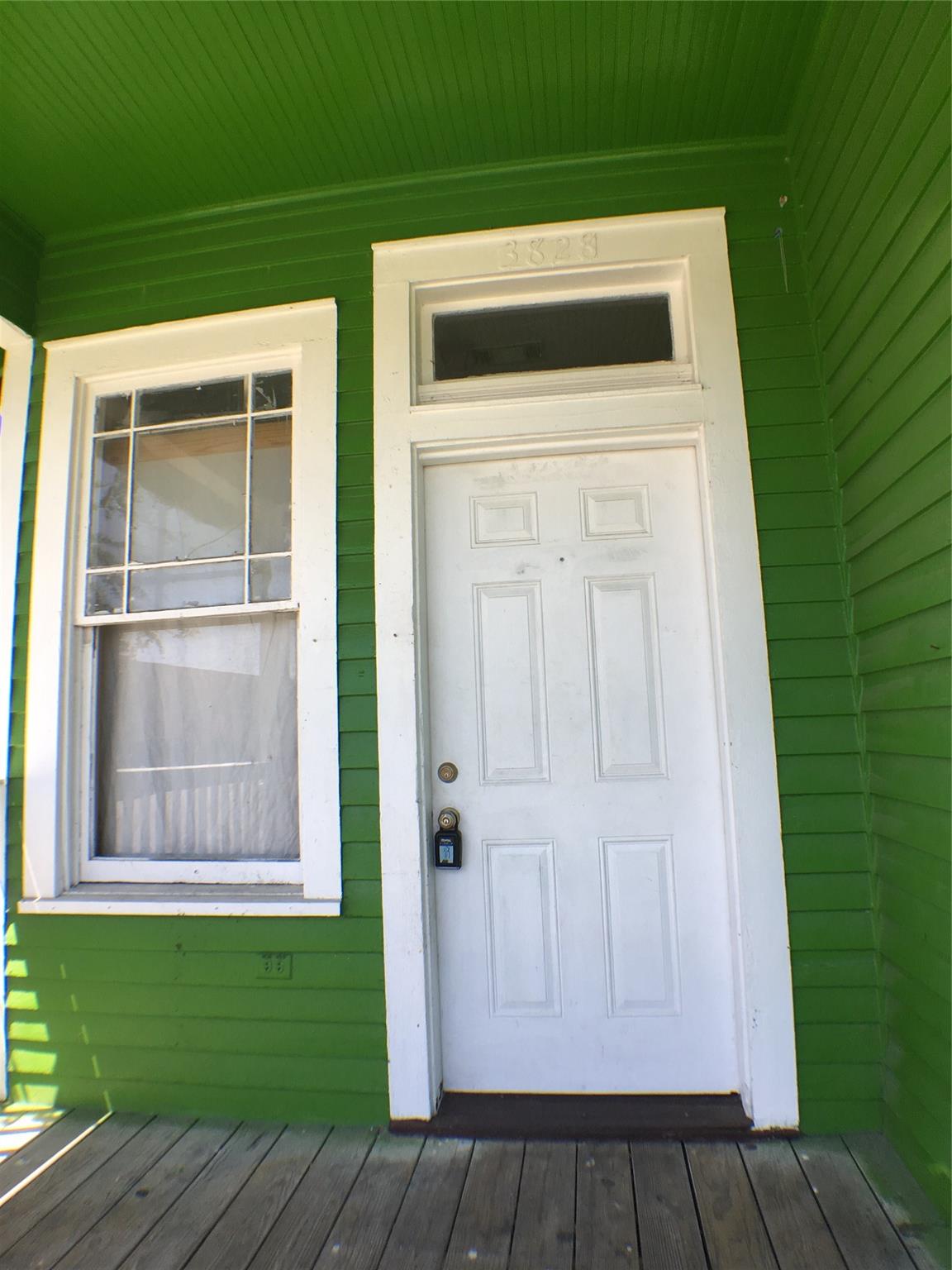 3828 Avenue M 1/2