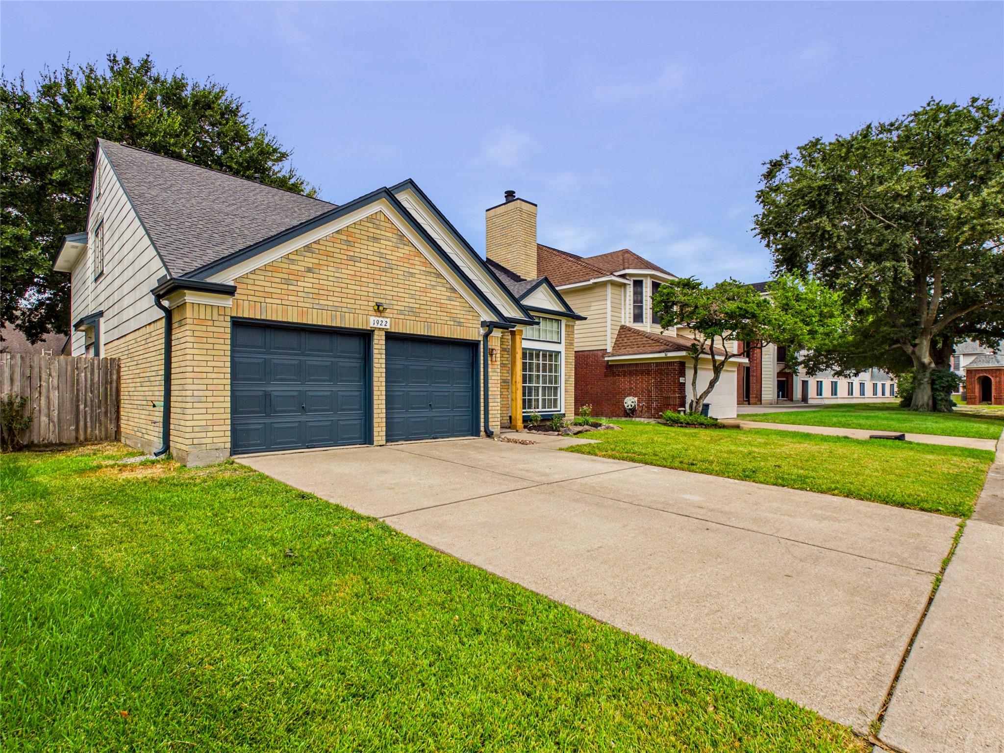 1922 Tipperary Drive