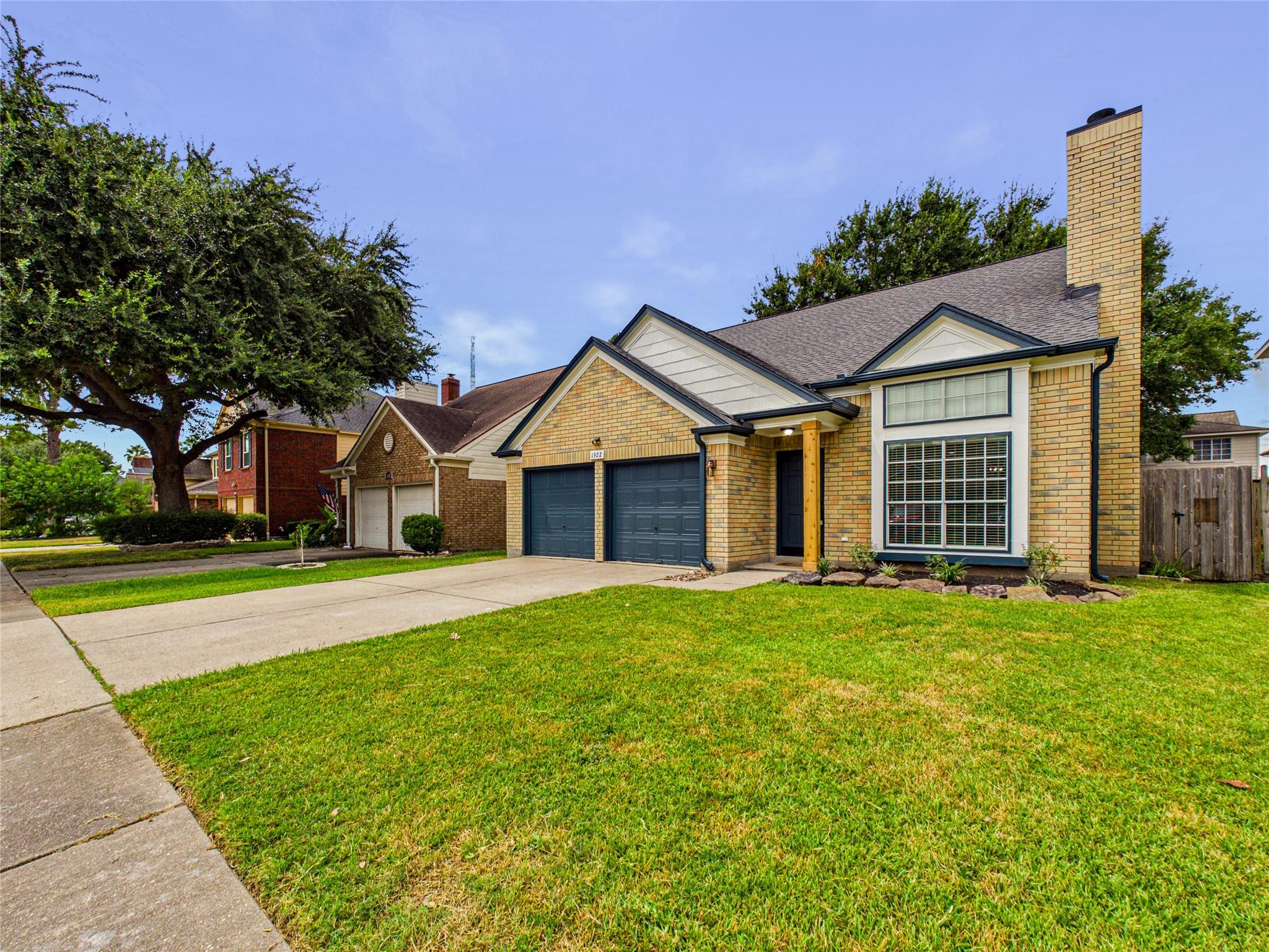 1922 Tipperary Drive