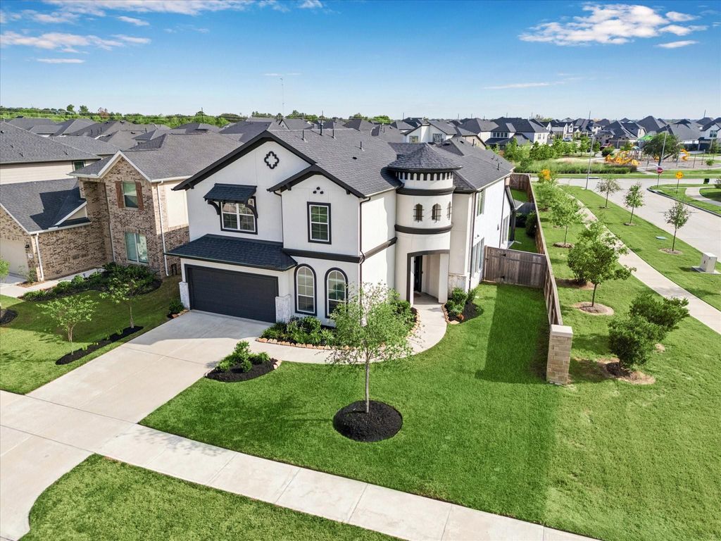 Photo of 31435 Beacon Cove Trail, Fulshear, TX 77441 (MLS # 75378245)