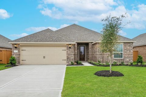 Photo of 14005 Starboard Reach Drive, Texas City, TX 77510 (MLS # 95316598)