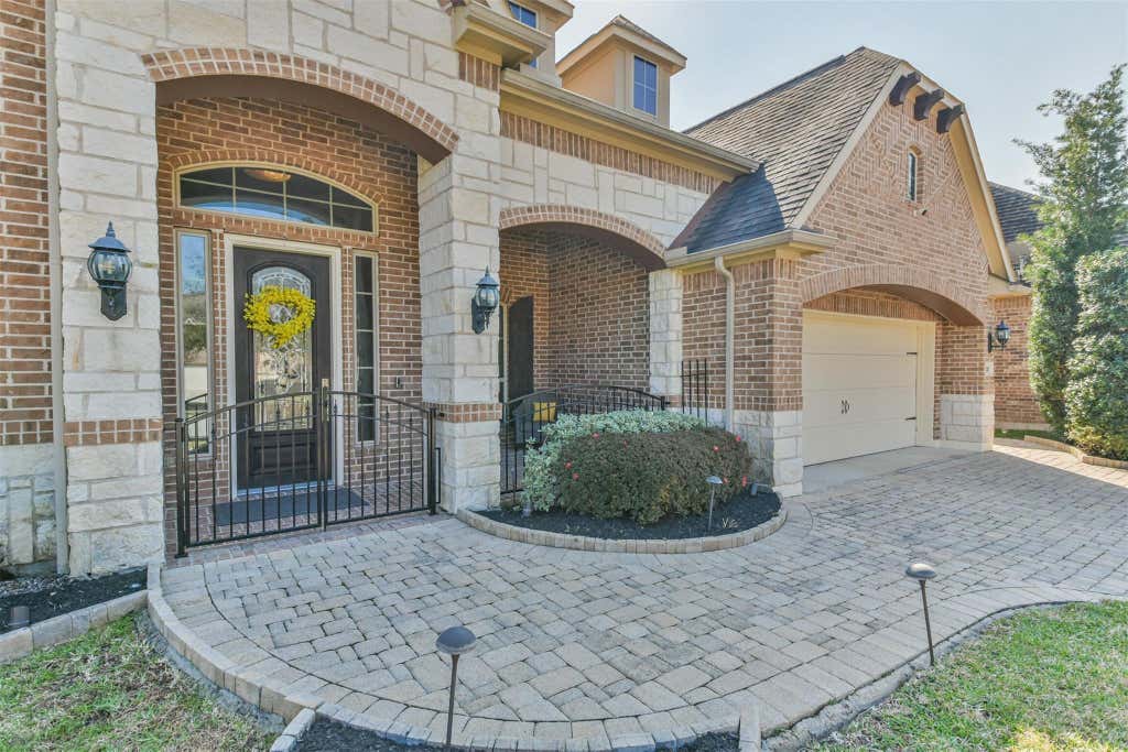 Photo of 1210 Welland Way, Kingwood, TX 77339 (MLS # 37630568)