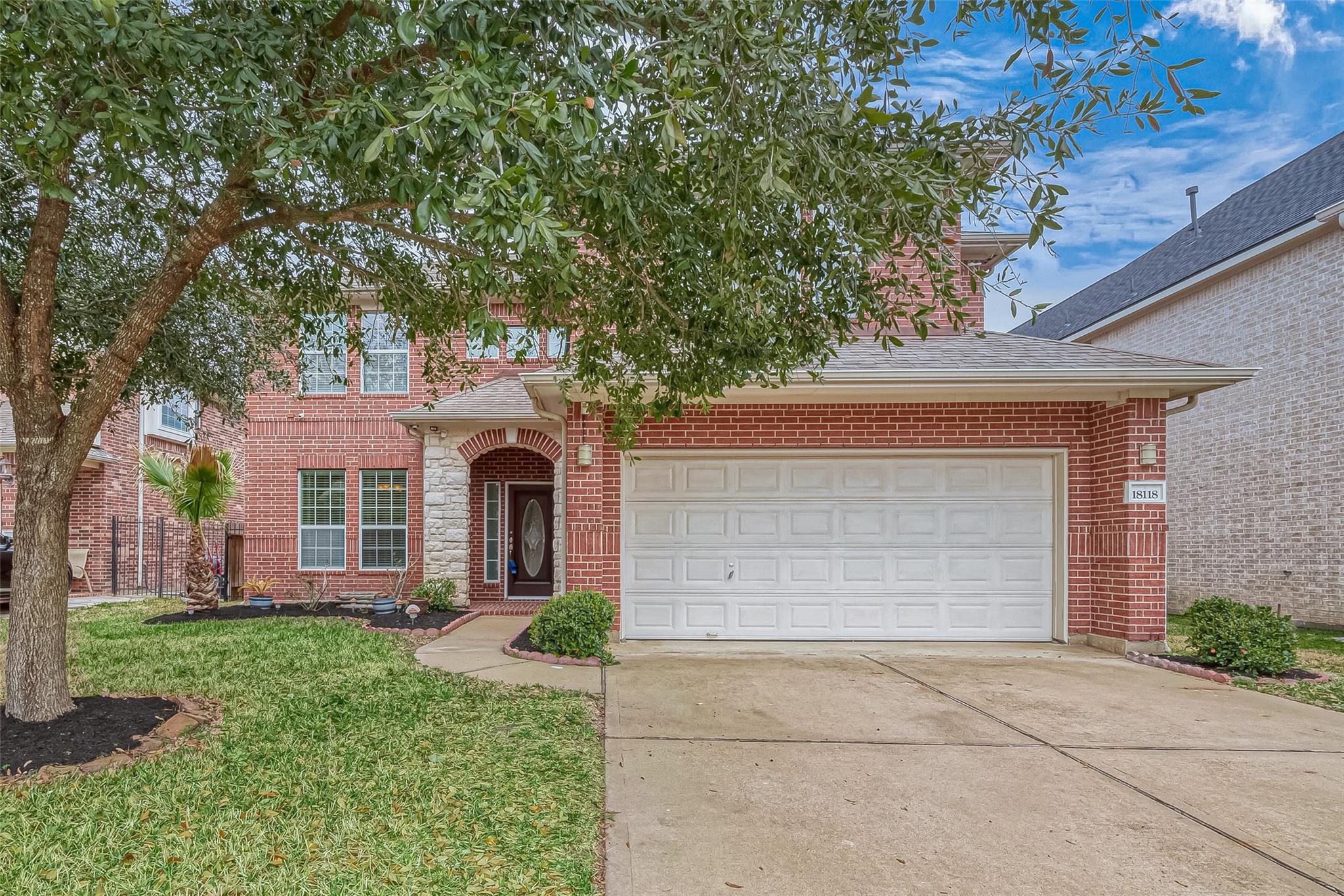18118 Billabong Crescent Court