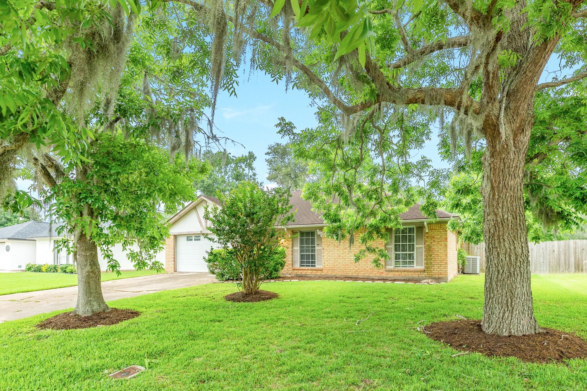 105 Sugar Cane Trace