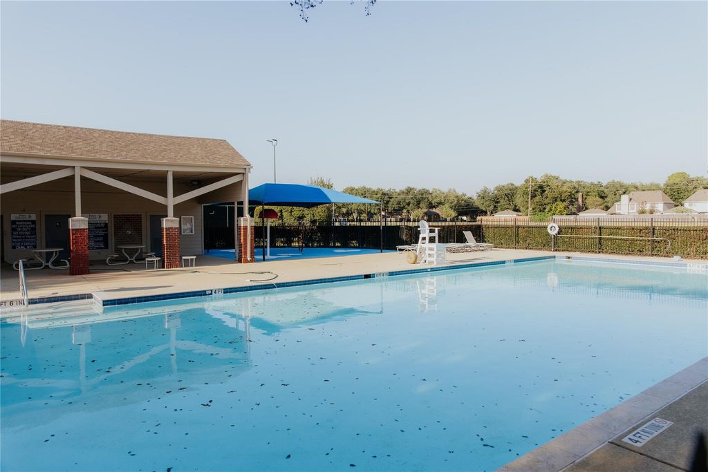 Photo of 3327 Larkwood Lane, Sugar Land, TX 77479 (MLS # 42692374)