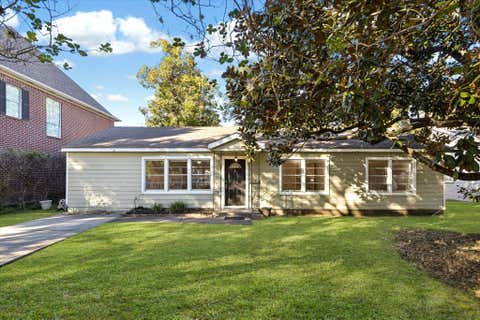 Photo of 5122 Locust Street, Bellaire, TX 77401 (MLS # 21818072)