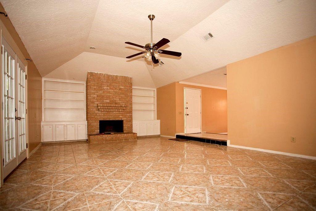 6318 Crakston Street