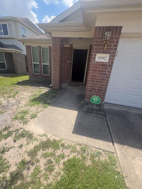 Photo of 16882 Accolade Way, Conroe, TX 77385 (MLS # 44555968)