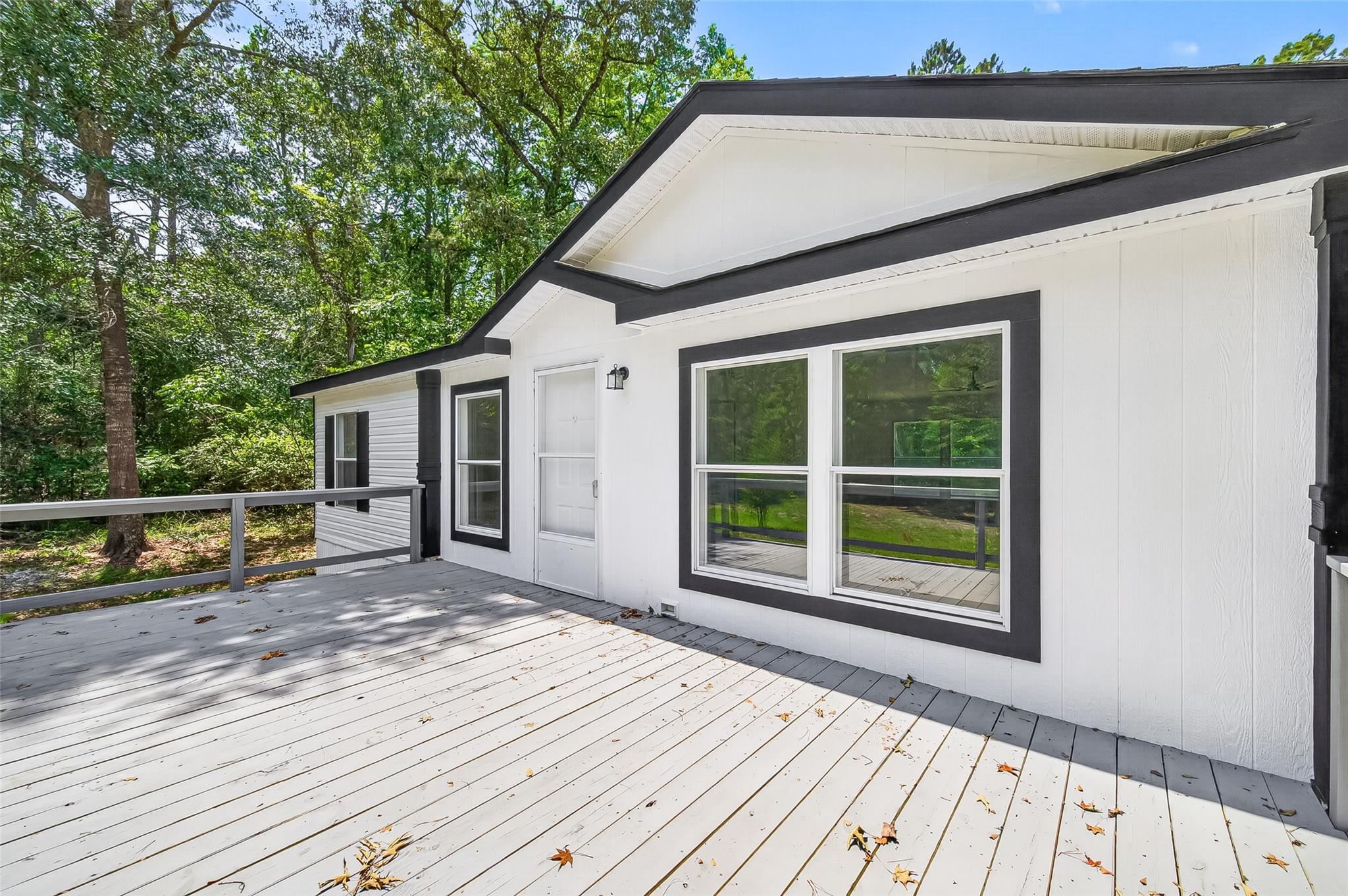 24500 Country Oaks Boulevard