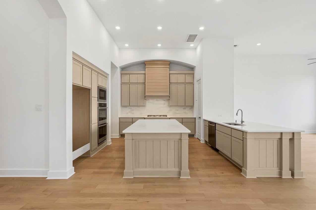 1623 Summer Pine Court