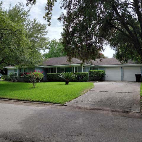 Photo of 8106 Lorrie Drive, Houston, TX 77025 (MLS # 93474960)
