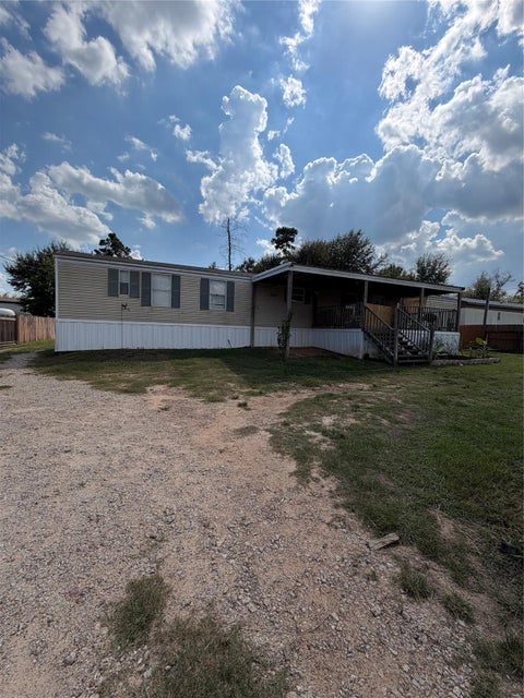 Homes For Sale - 7980 Clayton Wayne North Drive<br/> Conroe, TX 77306
