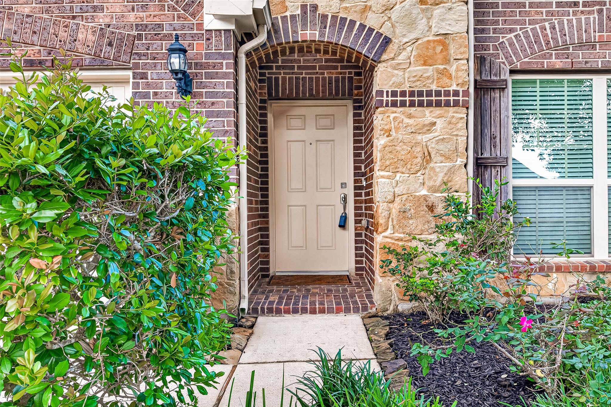 4907 Harper River Court