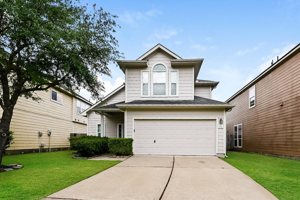 Photo of 12923 Palm Leaf Court, Houston, TX 77044 (MLS # 78344126)