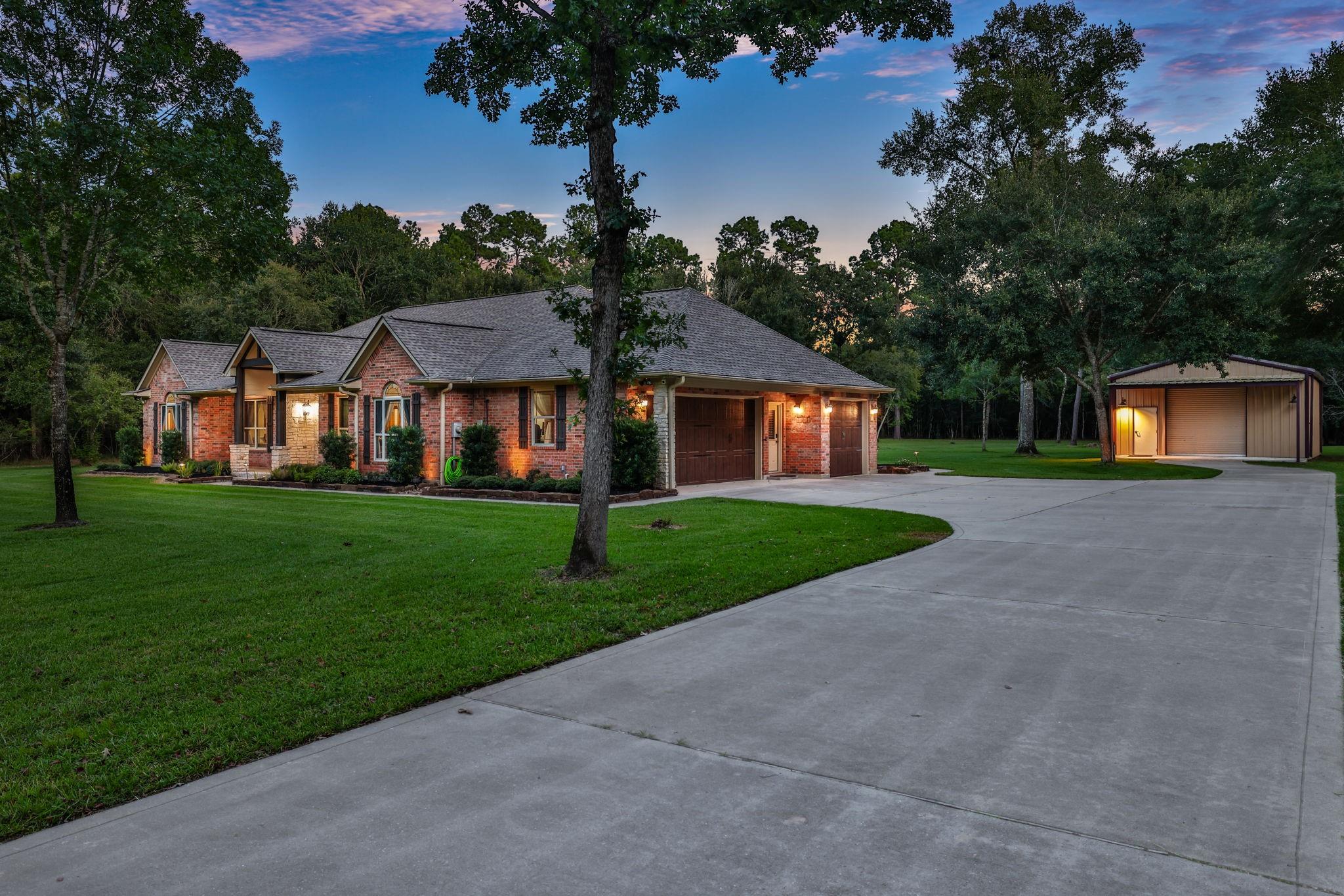 16711 Mustang Trail Drive