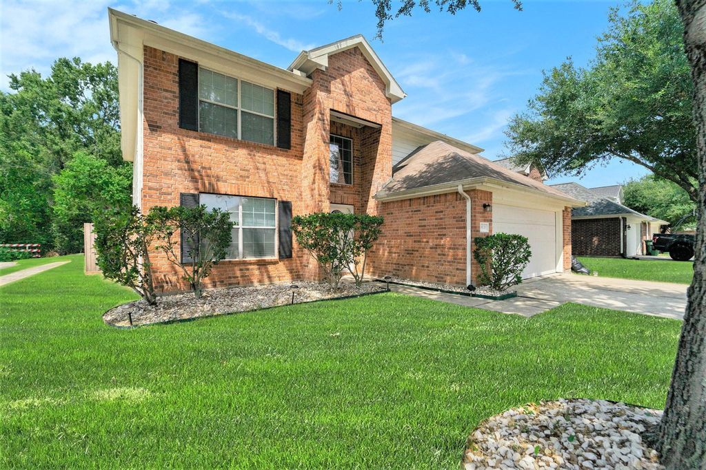 Photo of 18131 Stone Trail Manor Drive, Humble, TX 77346 (MLS # 52753356)