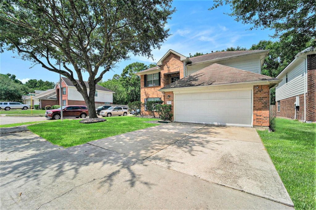 Photo of 18131 Stone Trail Manor Drive, Humble, TX 77346 (MLS # 52753356)