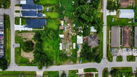 Photo of 4331 Denmark Street, Houston, TX 77016 (MLS # 96732360)