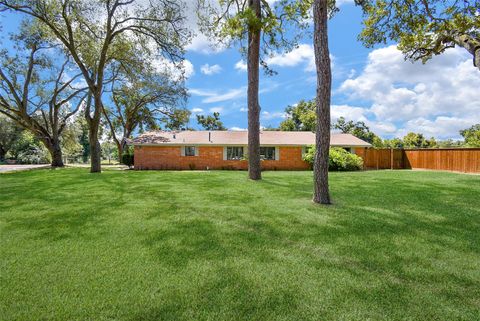 Photo of 1119 Edgewood Drive, Richmond, TX 77406 (MLS # 90819177) Photo of 1119 Edgewood Drive, Richmond, TX 77406 (MLS # 90819177)