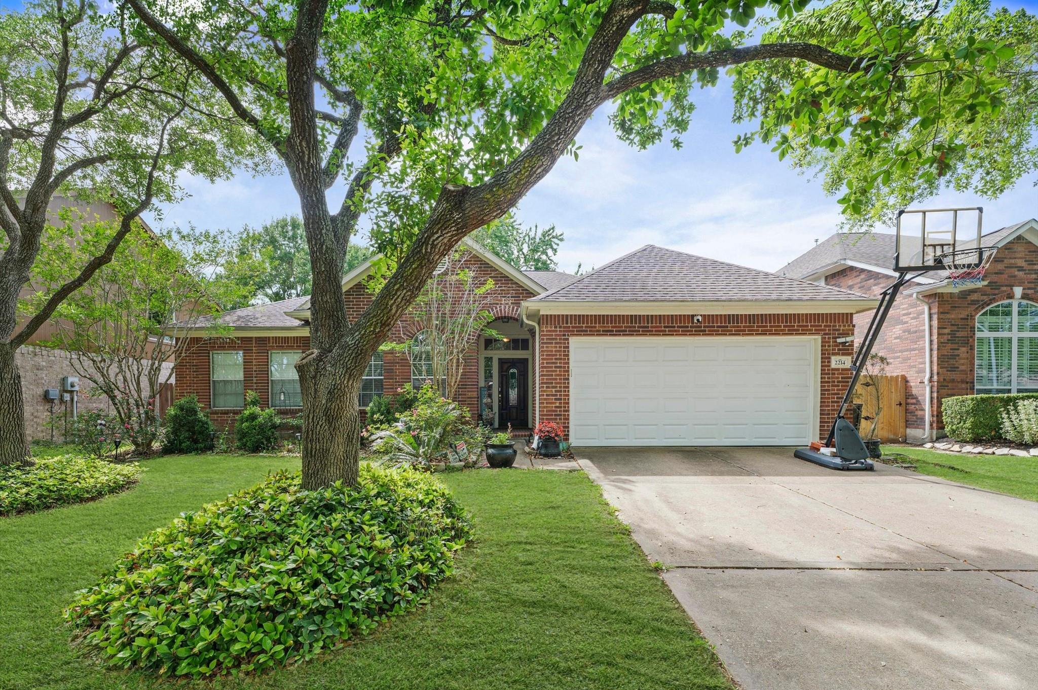 2214 Lashley Court
